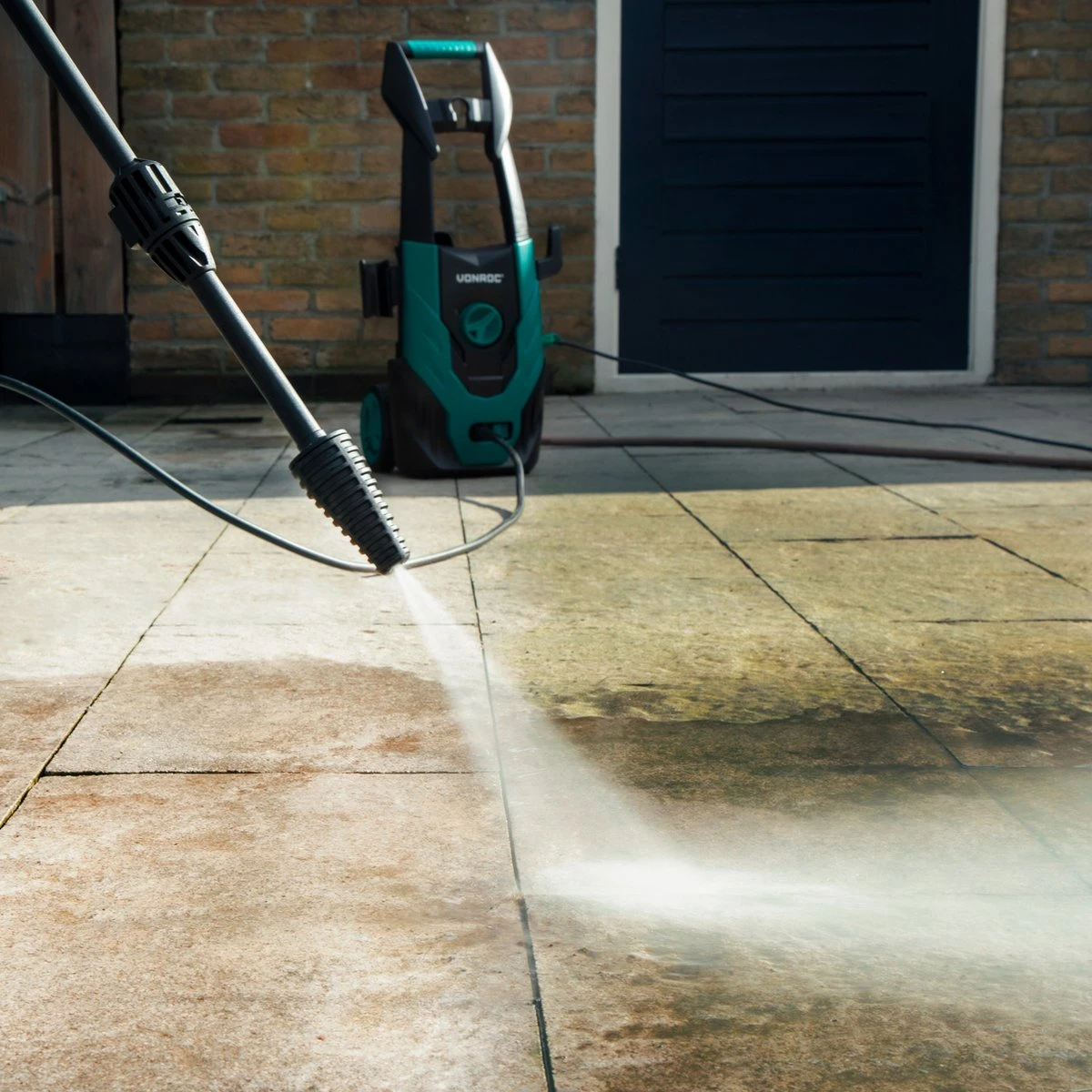 VONROC Hogedrukreiniger V14-2 - 1400W – 110 Bar – 390 L/h – Incl. 5m Slang, Reinigingsmiddelen Flesje, Terrasreiniger En Meer - Afbeelding 6