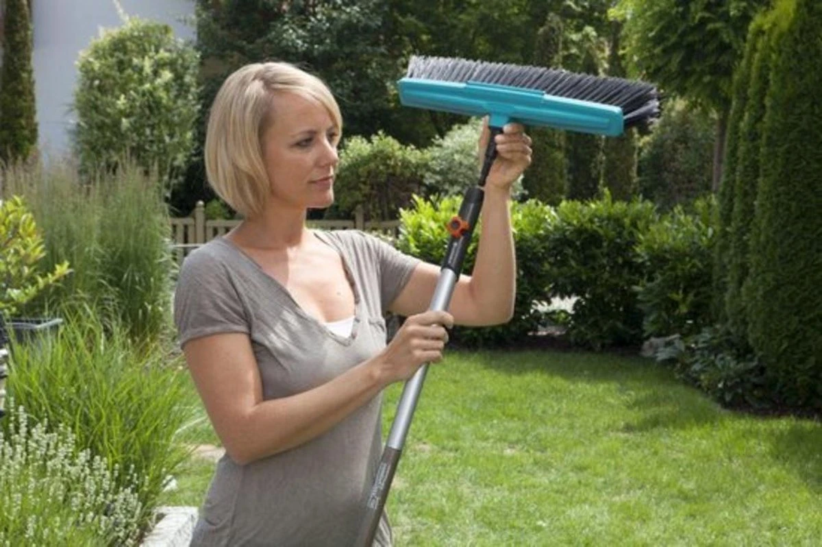 GARDENA Combi System Straatbezem - Aanbevolen Steellengte 130-150 Cm - Afbeelding 15