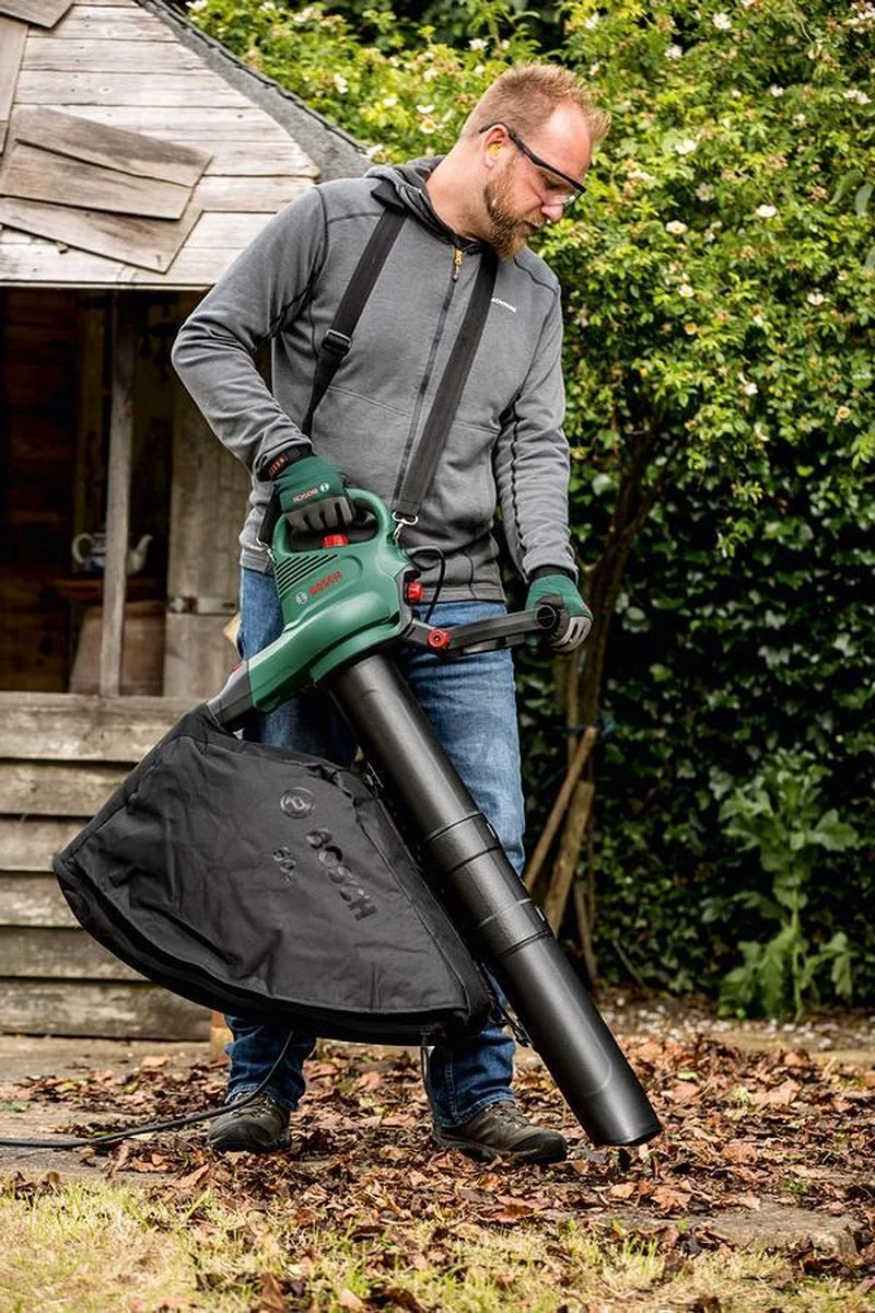 Bosch UniversalGardenTidy 3000 Bladblazer - Op Snoer - 3000 W - Afbeelding 11