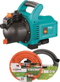 GARDENA - Classic Besproeiingspomp 3000/4 Compleet - Waterpomp - Incl. 3.5 M Aanzuigslang En 20 M Slang